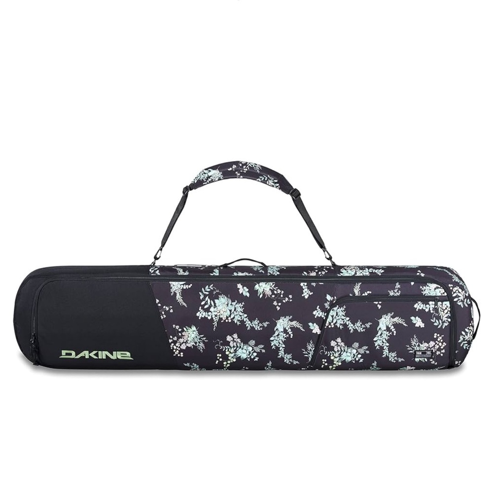 Dakine tour snowboard bag  size 157cm used twice ! No damage great condition